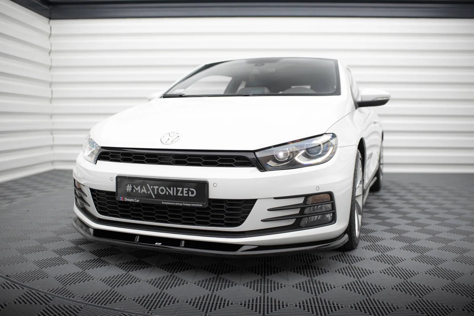 Front Splitter V.1 compatible with Volkswagen Scirocco Mk3 Facelift