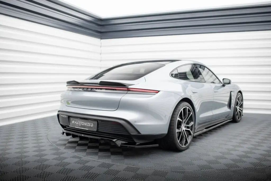 Rear Splitter (With Diffuser) compatible with Porsche Taycan / Taycan 4 / Taycan 4S / Taycan GTS Mk1