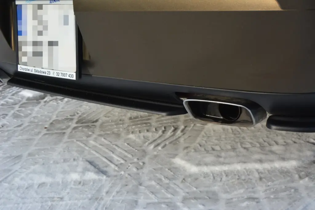 Rear Splitter (WITHOUT DIFFUSER) compatible with DODGE CHALLENGER MK3. PHASE-I SRT8 COUPE