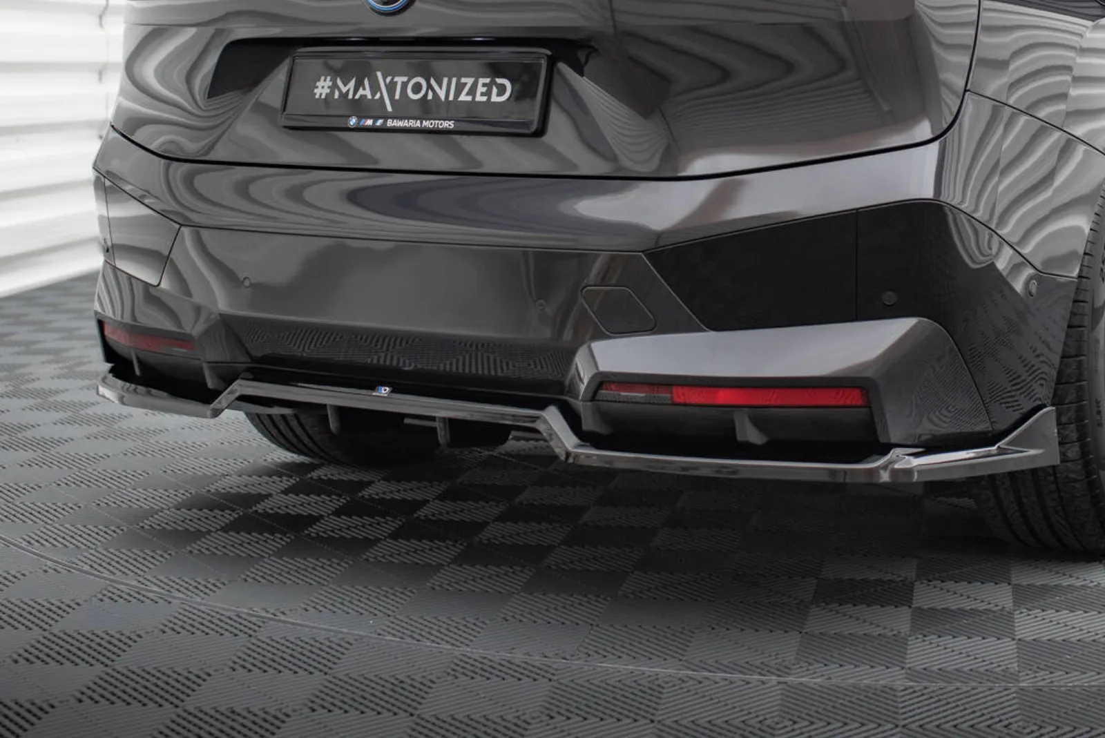 Rear Splitter (With Diffuser) compatible with BMW iX M-Pack i20