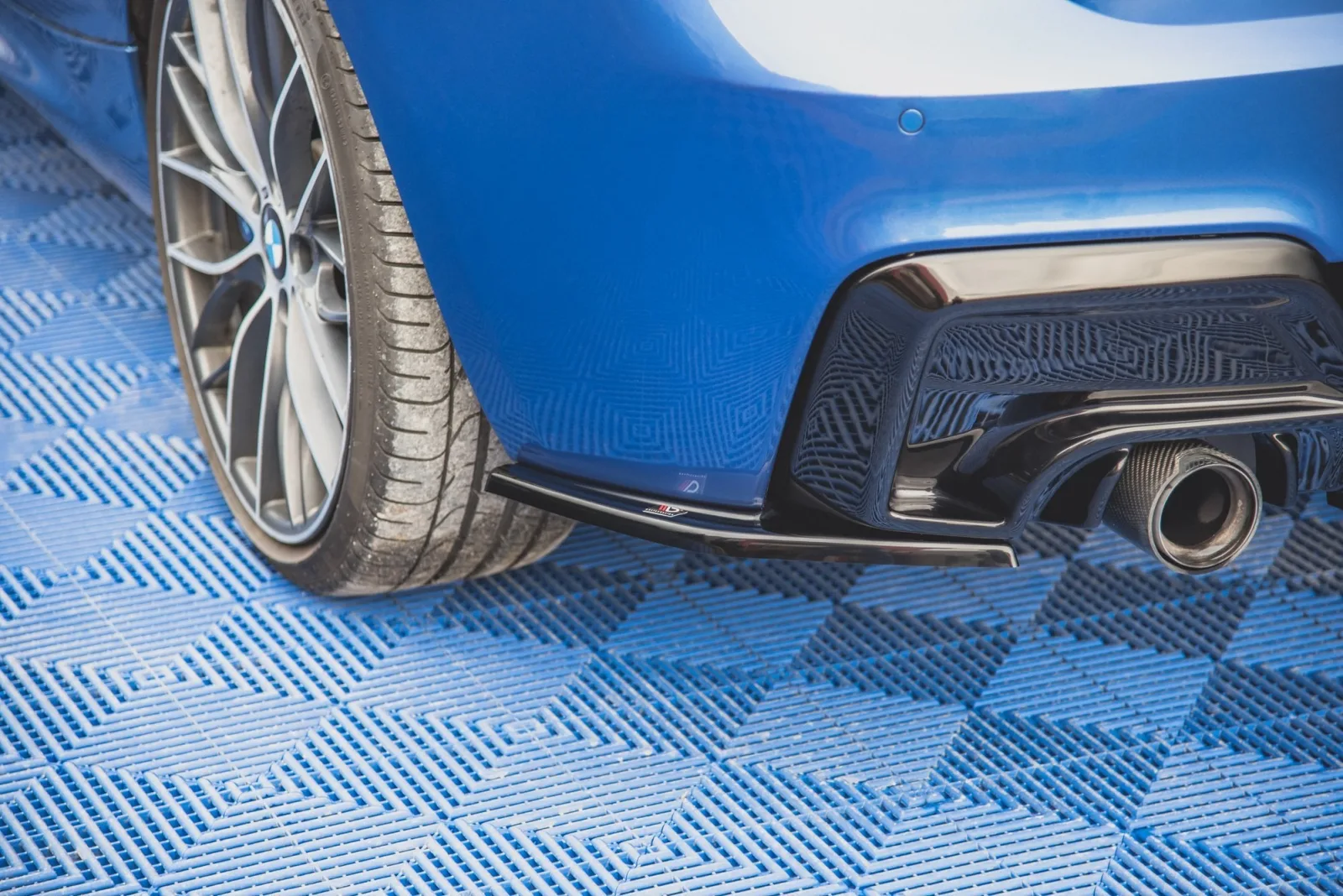 Rear Side Splitters V.2 (for valance V.1) compatible with BMW M135i F20