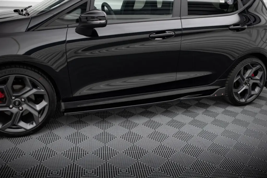 Side Skirts Diffusers V.2 + Flaps compatible with Ford Fiesta ST / ST-Line