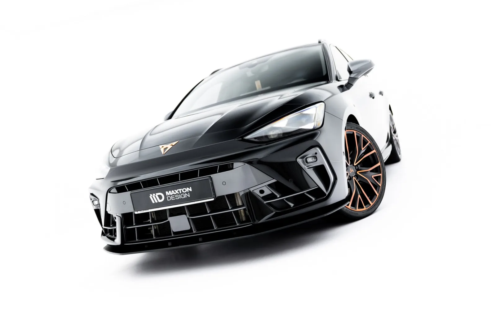 Front Splitter Street Pro compatible with Cupra Leon ST / Hatchback Mk1 Facelift