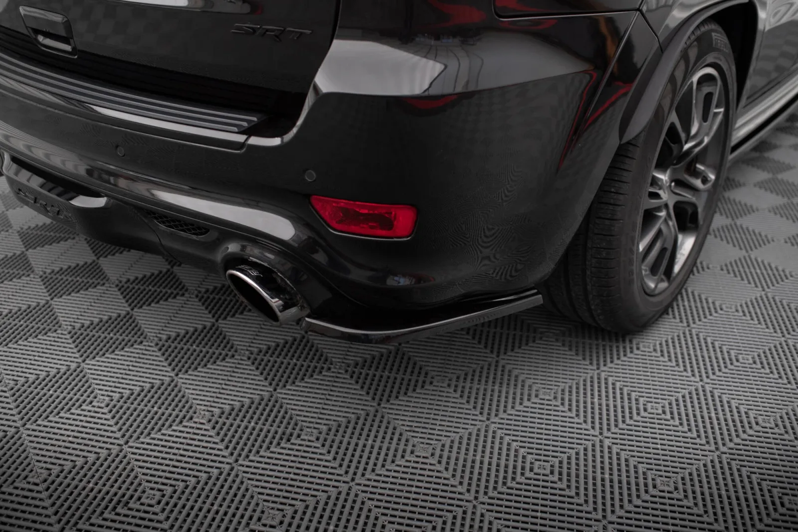 Rear Side Splitters compatible with Jeep Grand Cherokee SRT WK2 Facelift