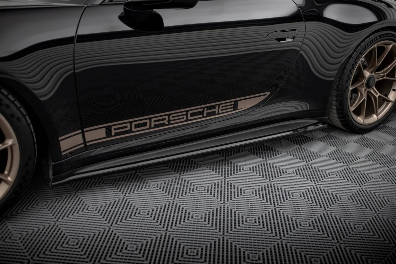 Side Skirts Diffusers compatible with Porsche 911 992 GT3
