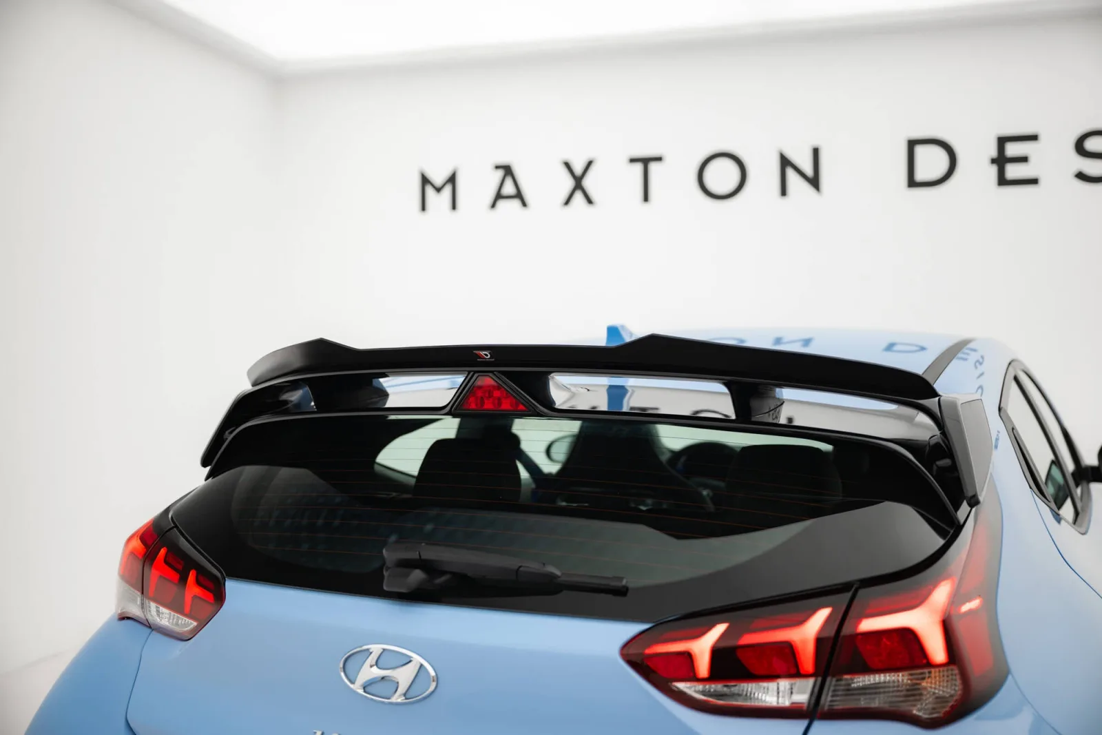 Spoiler Cap compatible with Hyundai Veloster N Mk2