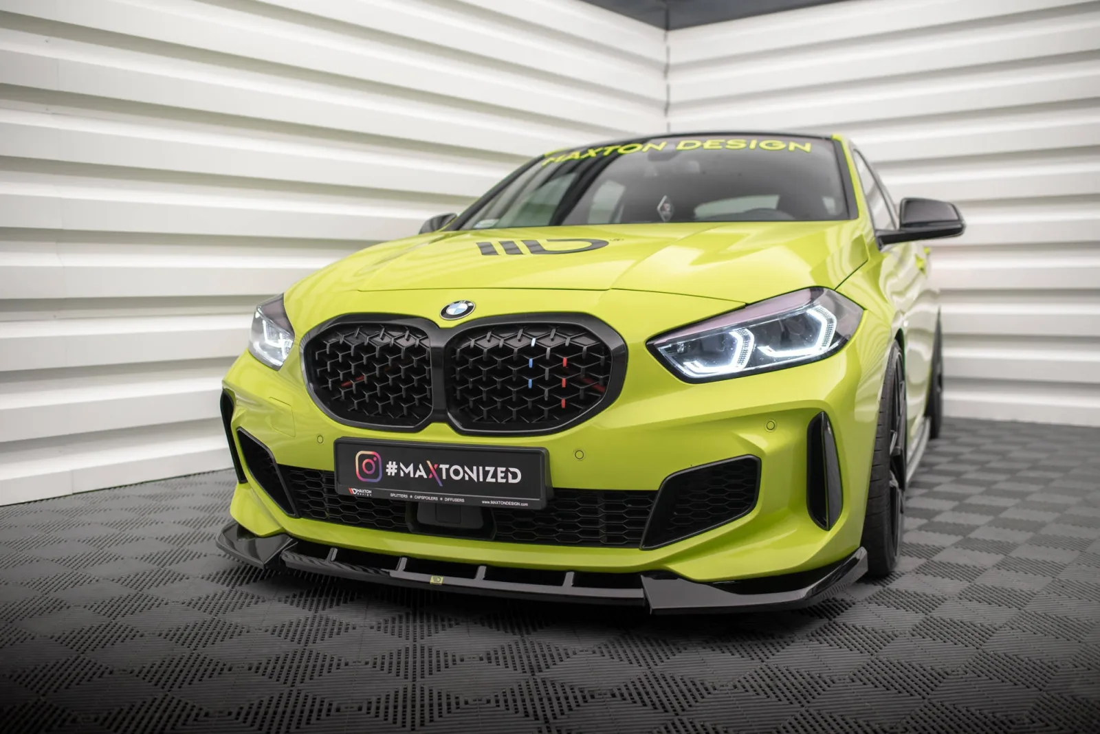 Front Splitter V.6 compatible with BMW 1 M-Pack / M135i / 128ti F40