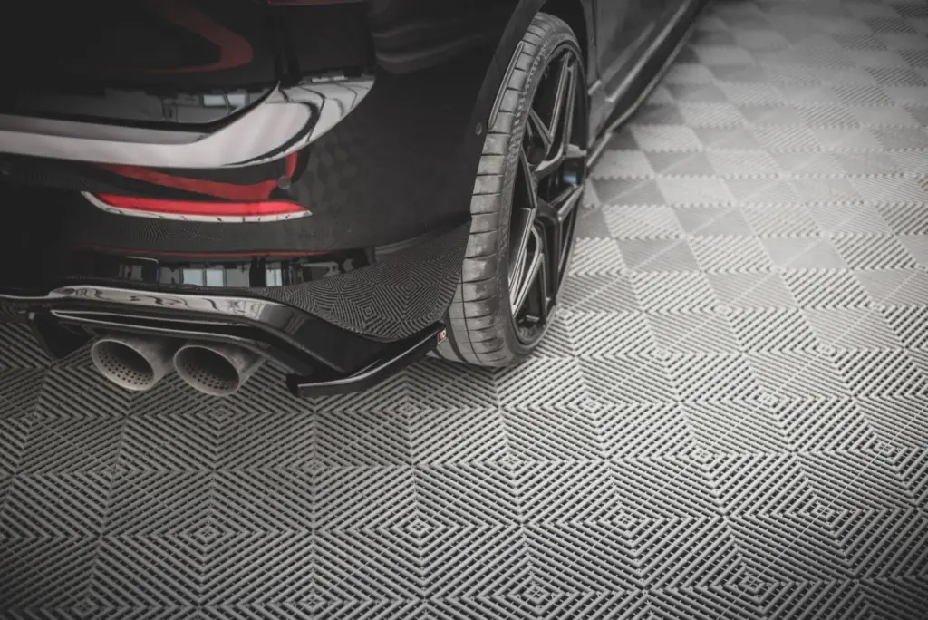 Rear Side Splitters V.4 compatible with Volkswagen Golf R Hatchback Mk8