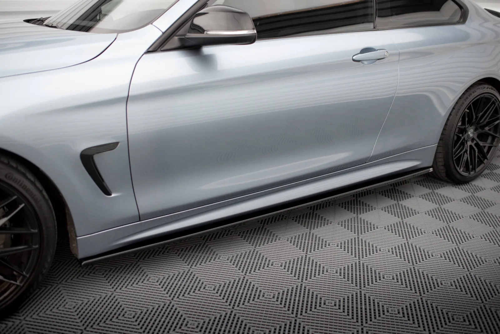 Side Skirts Diffusers compatible with BMW 4 Coupe / Gran Coupe / Cabrio M-Pack F32 / F36 / F33