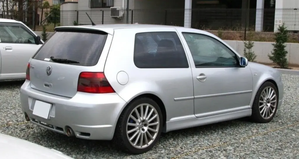Side Skirts Diffusers Golf 4 3D 
