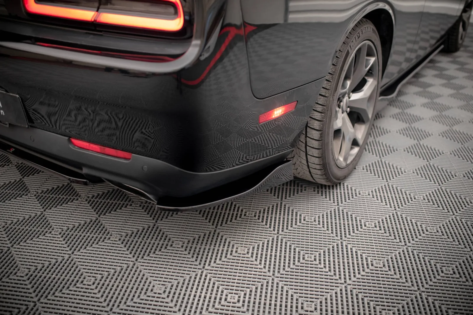 Rear Side Splitters compatible with Dodge Challenger RT Mk3 Facelift