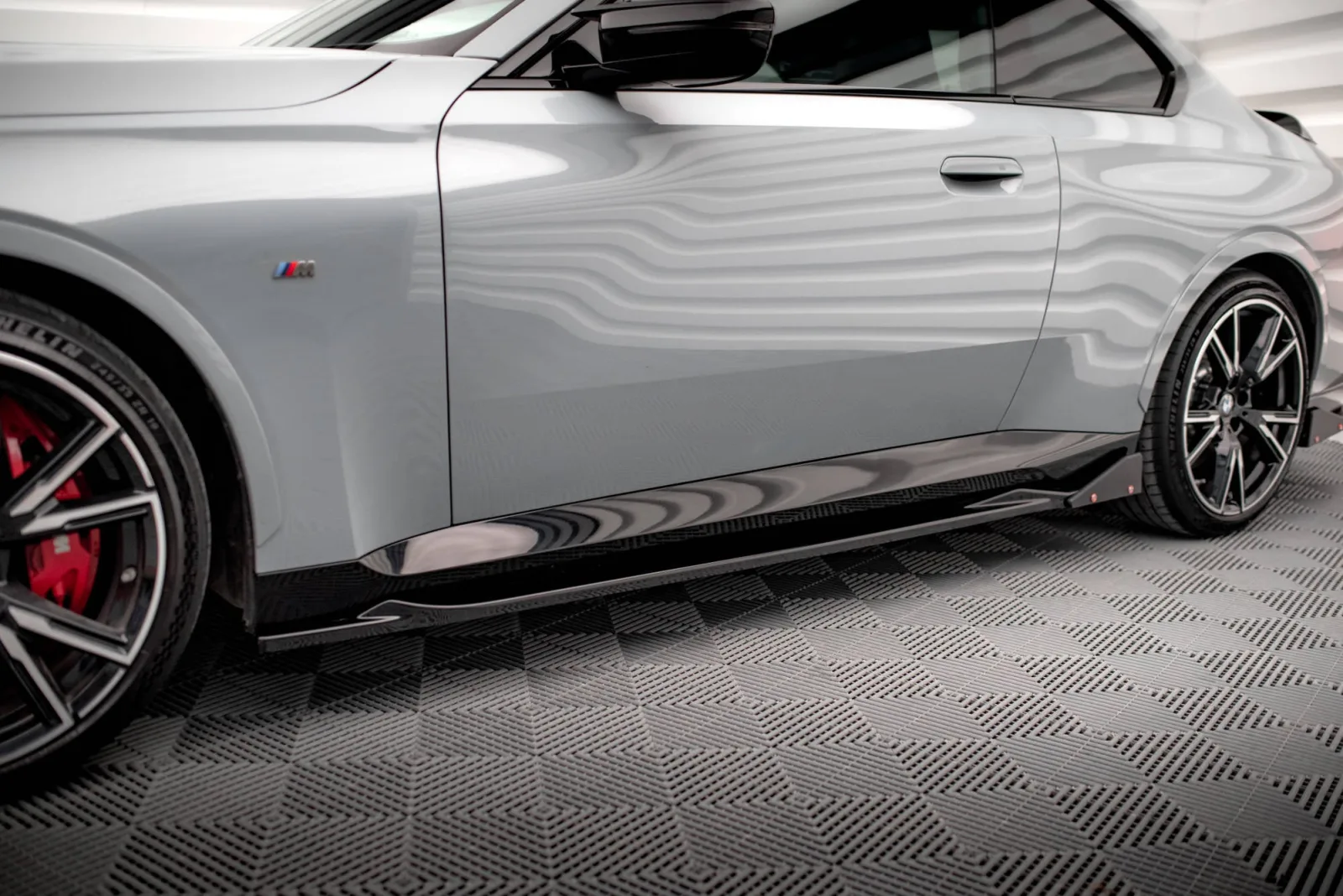 Side Skirts Diffusers V.2 + Flaps compatible with BMW 2 Coupe M-Pack / M240i G42
