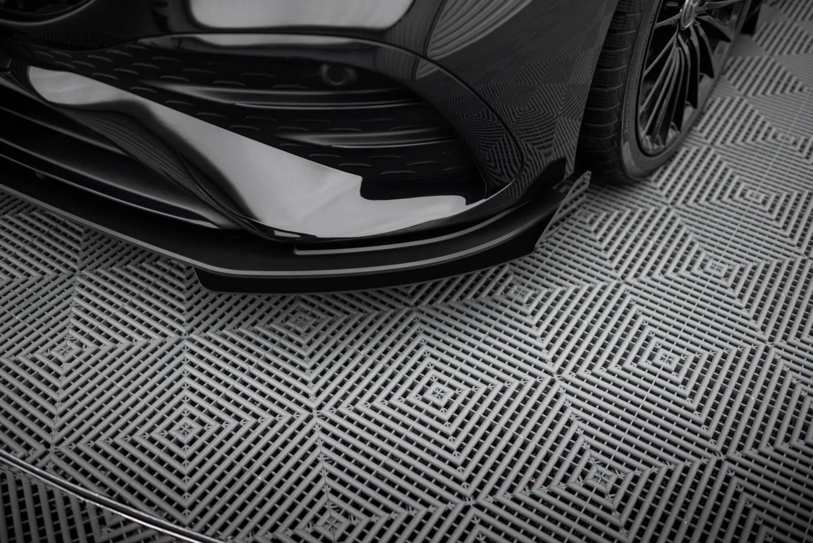 Front Flaps compatible with Mercedes-AMG A35 W177 Facelift