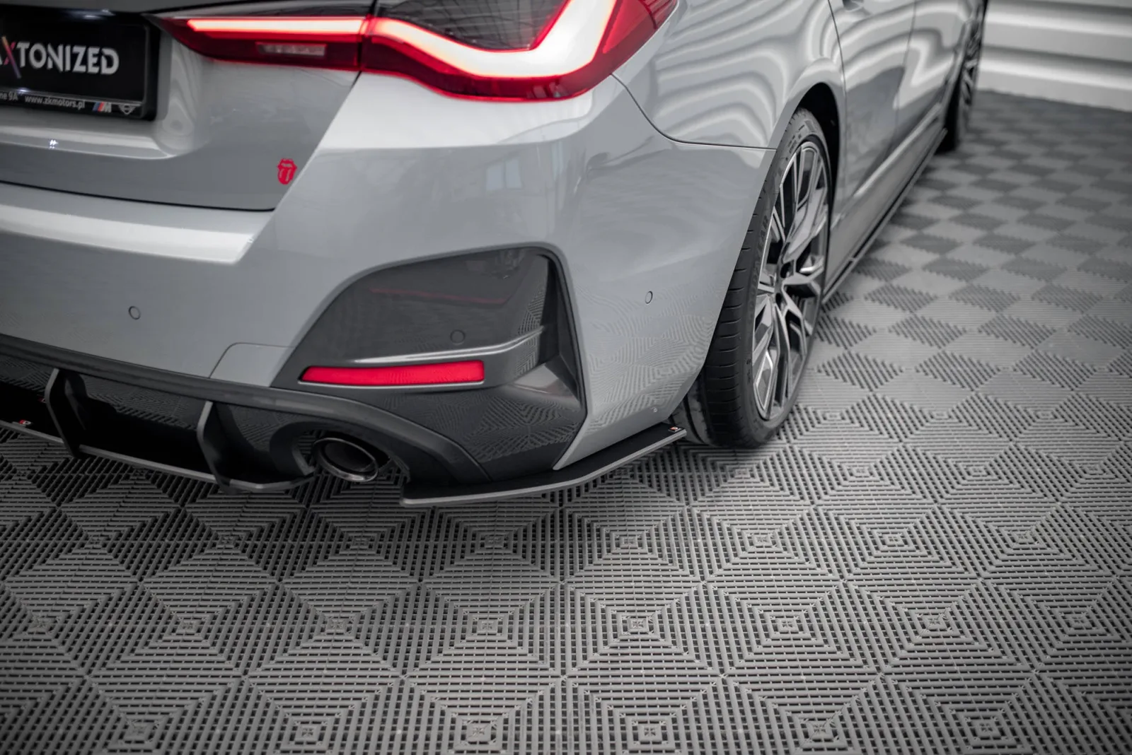 Rear Side Splitters Street Pro compatible with BMW 4 Gran Coupe M-Pack G26