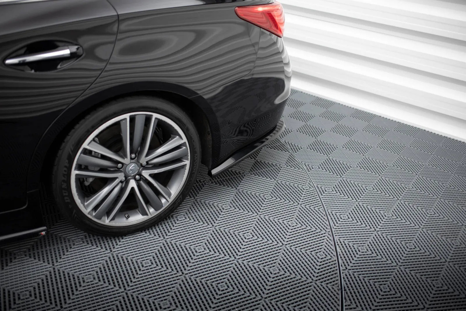 Rear Side Splitters V.2 compatible with Infiniti Q50 S Mk1