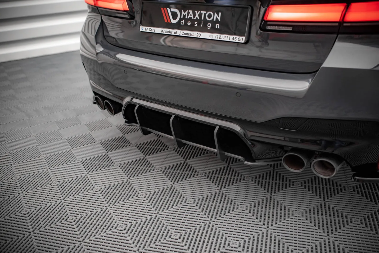 Rear Diffuser Street Pro compatible with BMW M5 F90