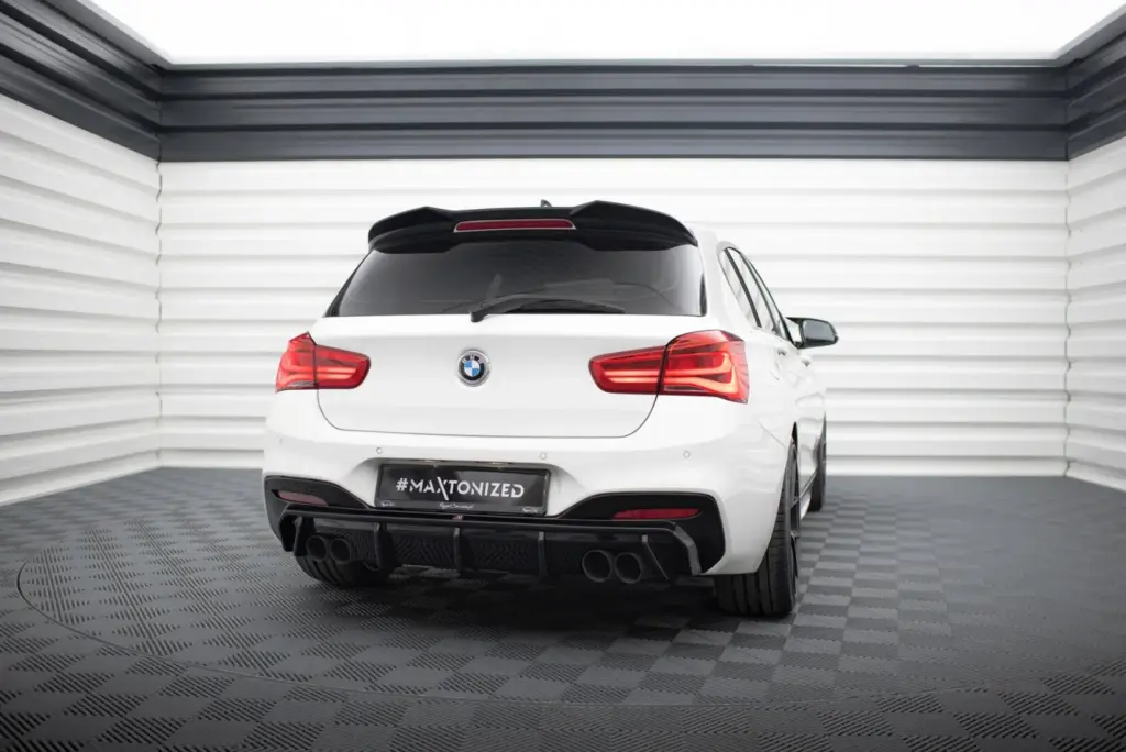 Rear Valance V.3 compatible with BMW 1 M-Pack / M140i F20 Facelift (Version with double exhausts on both sides)