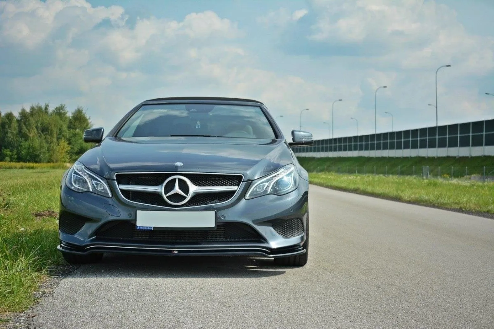 Front Splitter V.1 compatible with Mercedes - Benz E Coupe / Cabrio C207 Facelift / A207 Facelit
