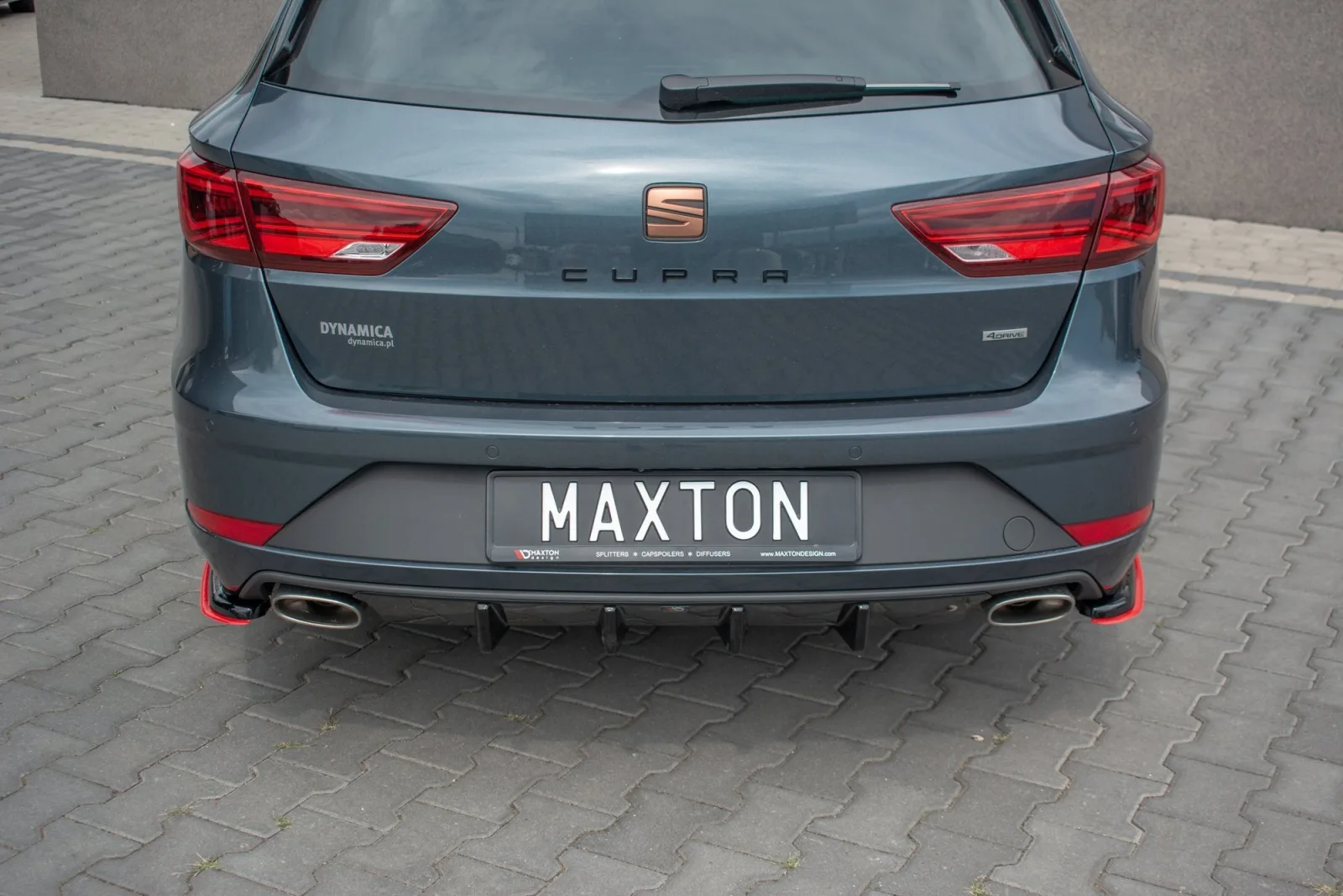 Rear Valance V.1 compatible with Seat Leon Cupra Mk3 FL Sportstourer