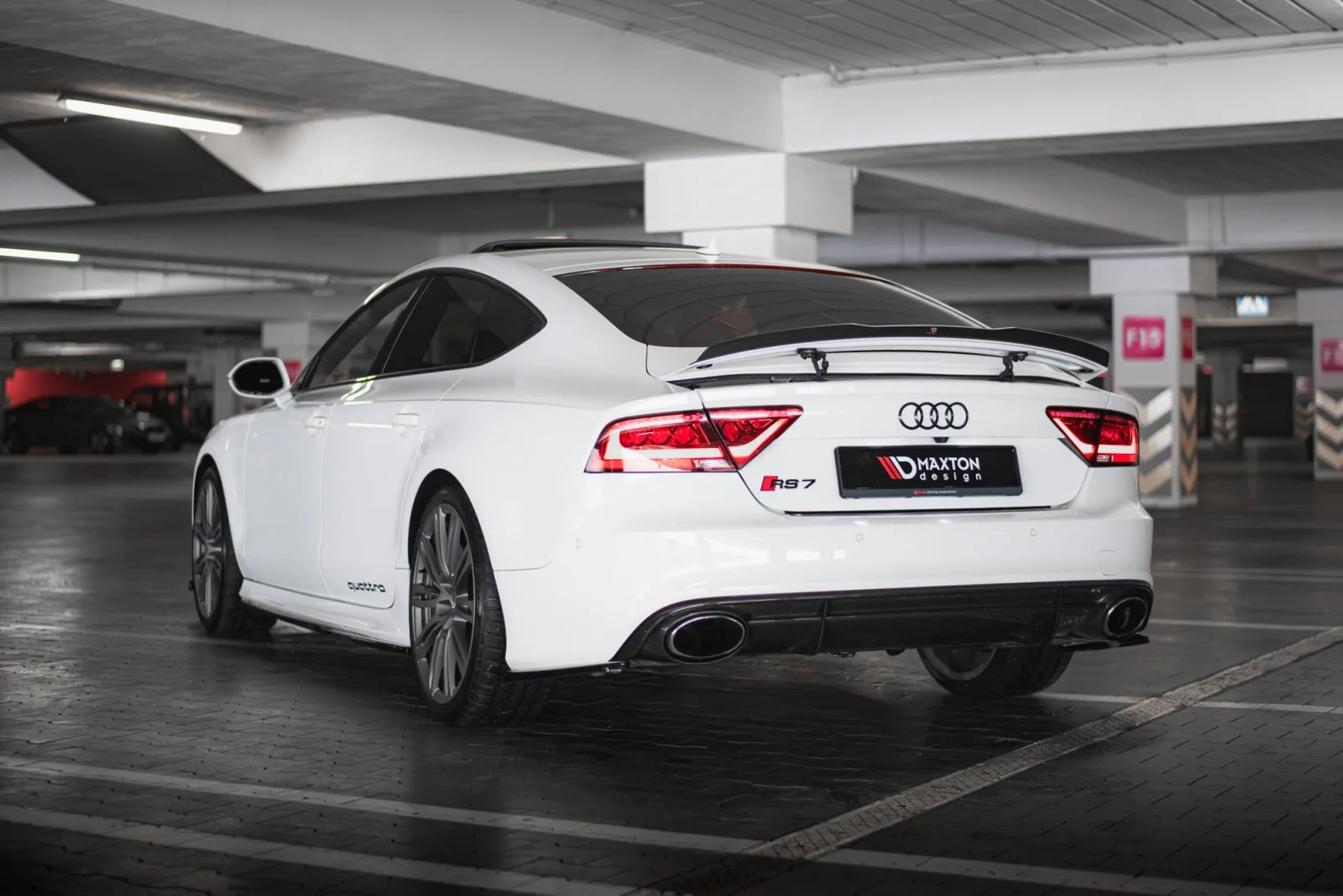Rear Splitters V.2 compatible with Audi RS7 C7