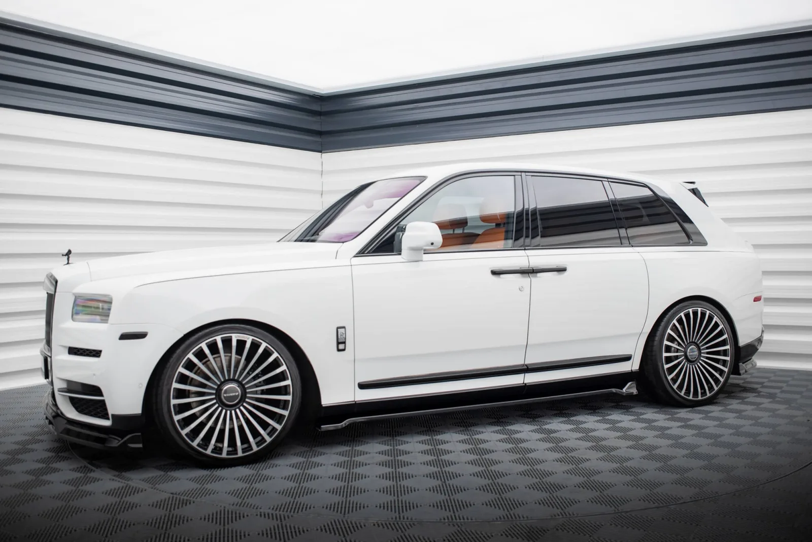 Set of Splitters compatible with Rolls Royce Cullinan