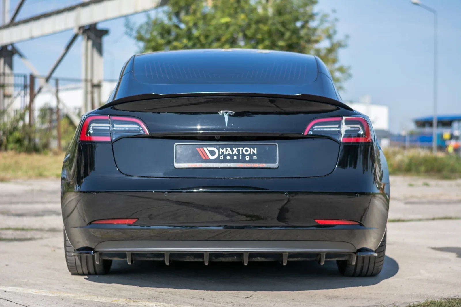 Rear Valance compatible with Tesla Model 3