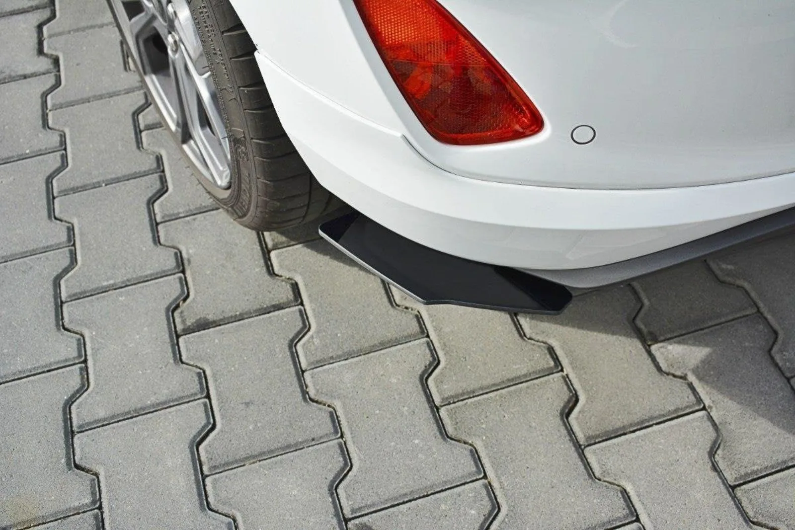 Rear Side Splitters Racing compatible with Ford Fiesta Mk8 ST-Line