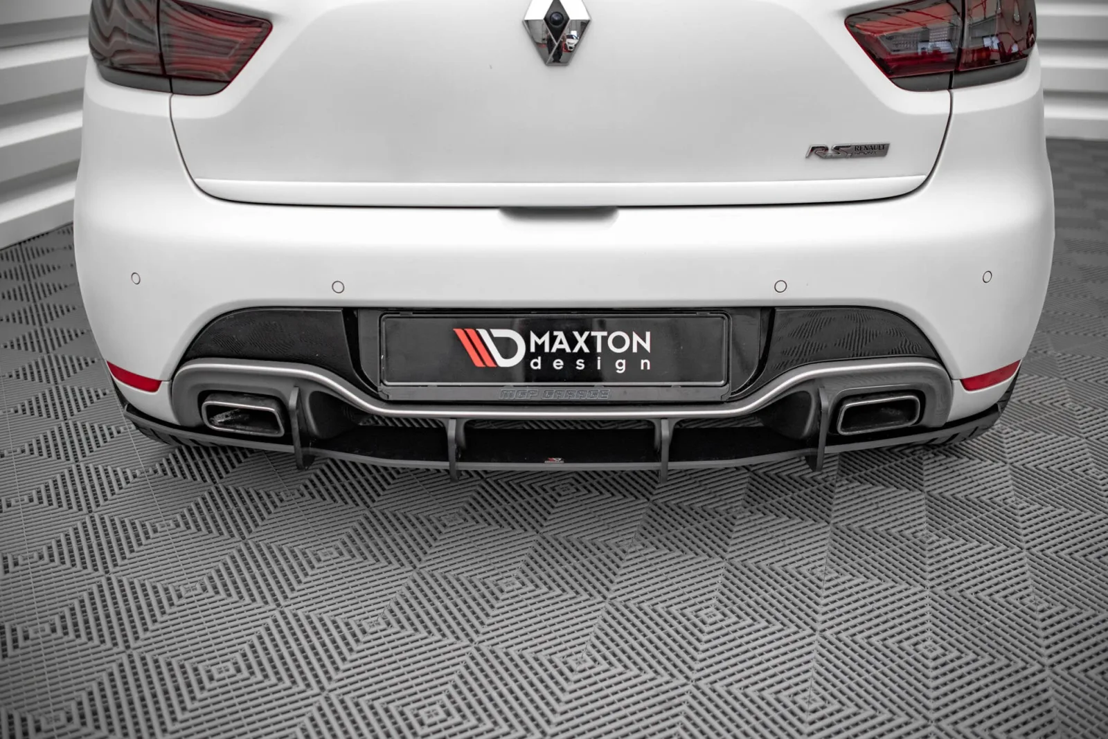 Rear Diffuser Street Pro compatible with Renault Clio RS Mk4