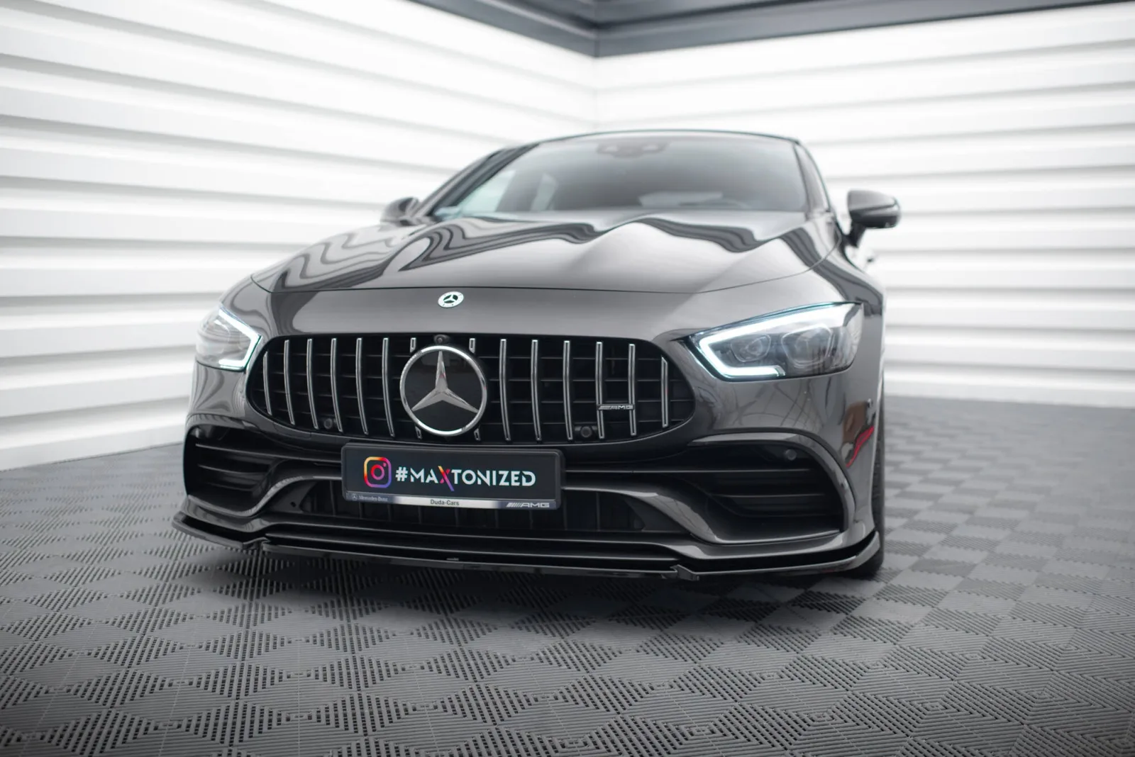 Front Splitter V.2 compatible with Mercedes-AMG GT 53 4-Door Coupe X290
