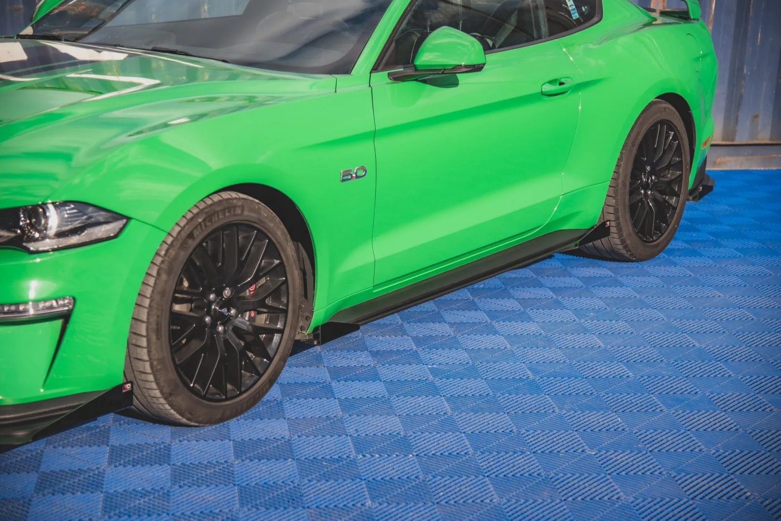 Side Skirts Diffusers Street Pro V.1 + Flaps compatible with Ford Mustang GT Mk6 Facelift