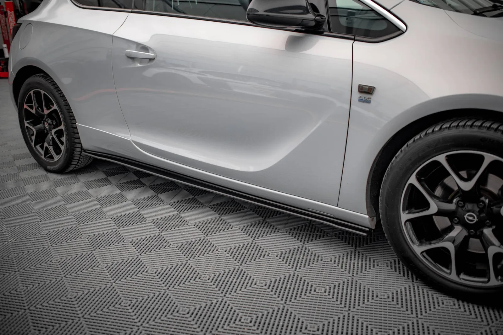 Side Skirts Diffusers Street Pro compatible with Opel Astra GTC OPC-Line J