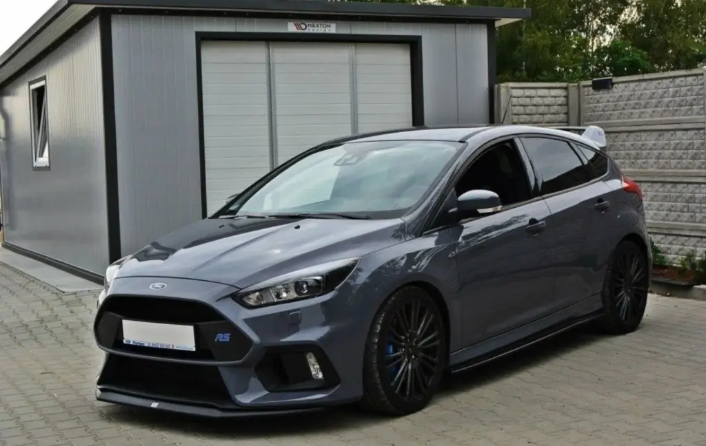 Front Splitter V.2 compatible with Ford Focus RS Mk3