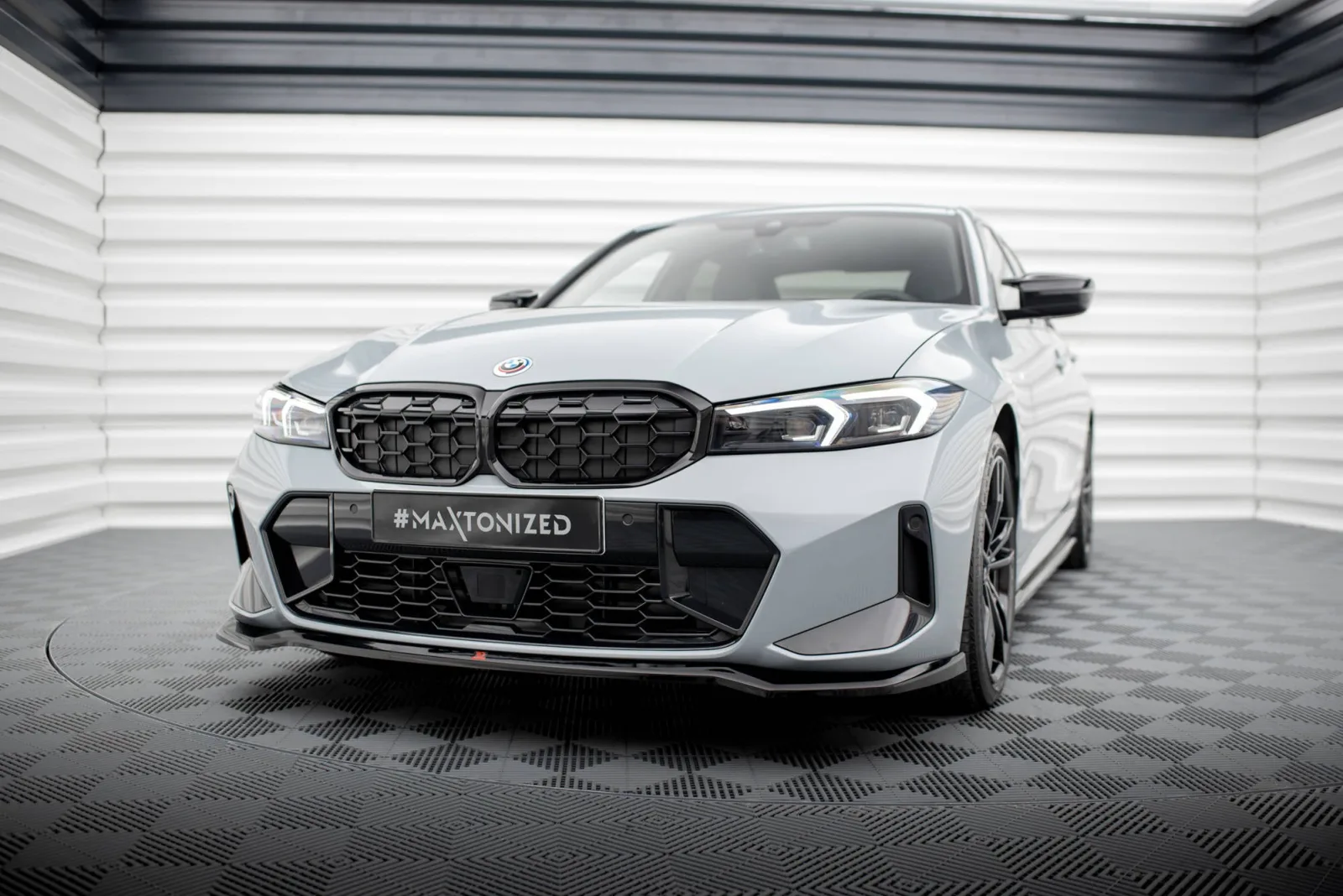 Front Splitter V.2 compatible with BMW 3 M340i / M-Pack G20 / G21 Facelift
