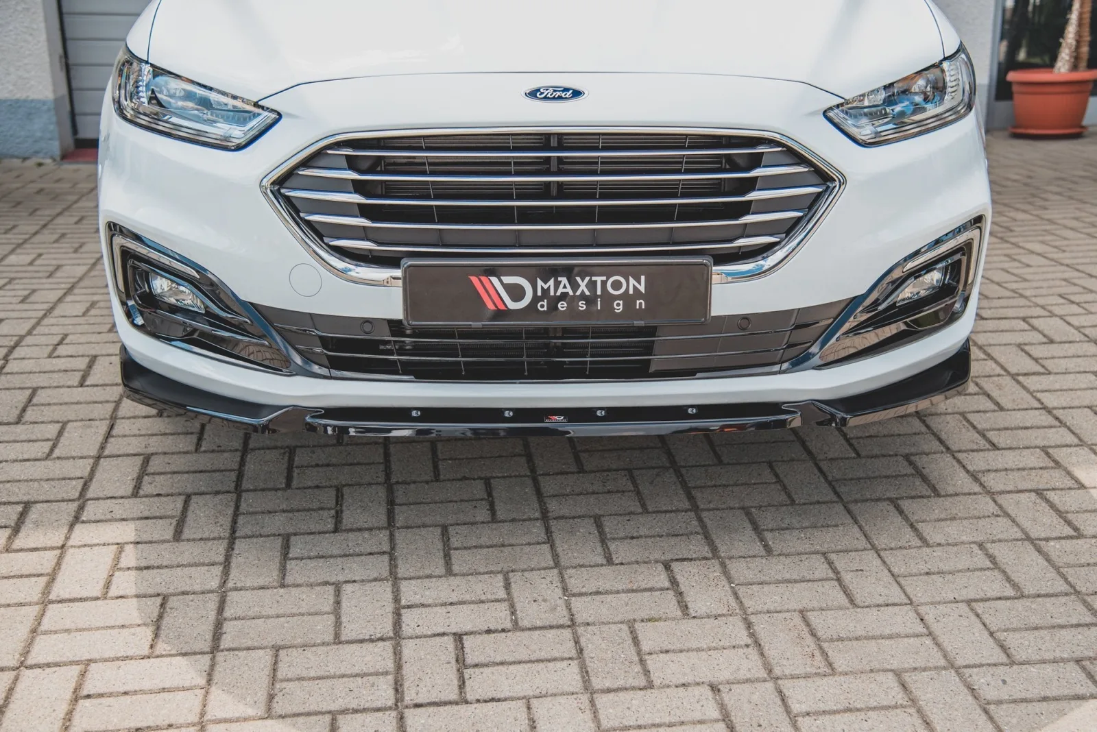 Front Splitter compatible with Ford Mondeo Mk5 Facelift