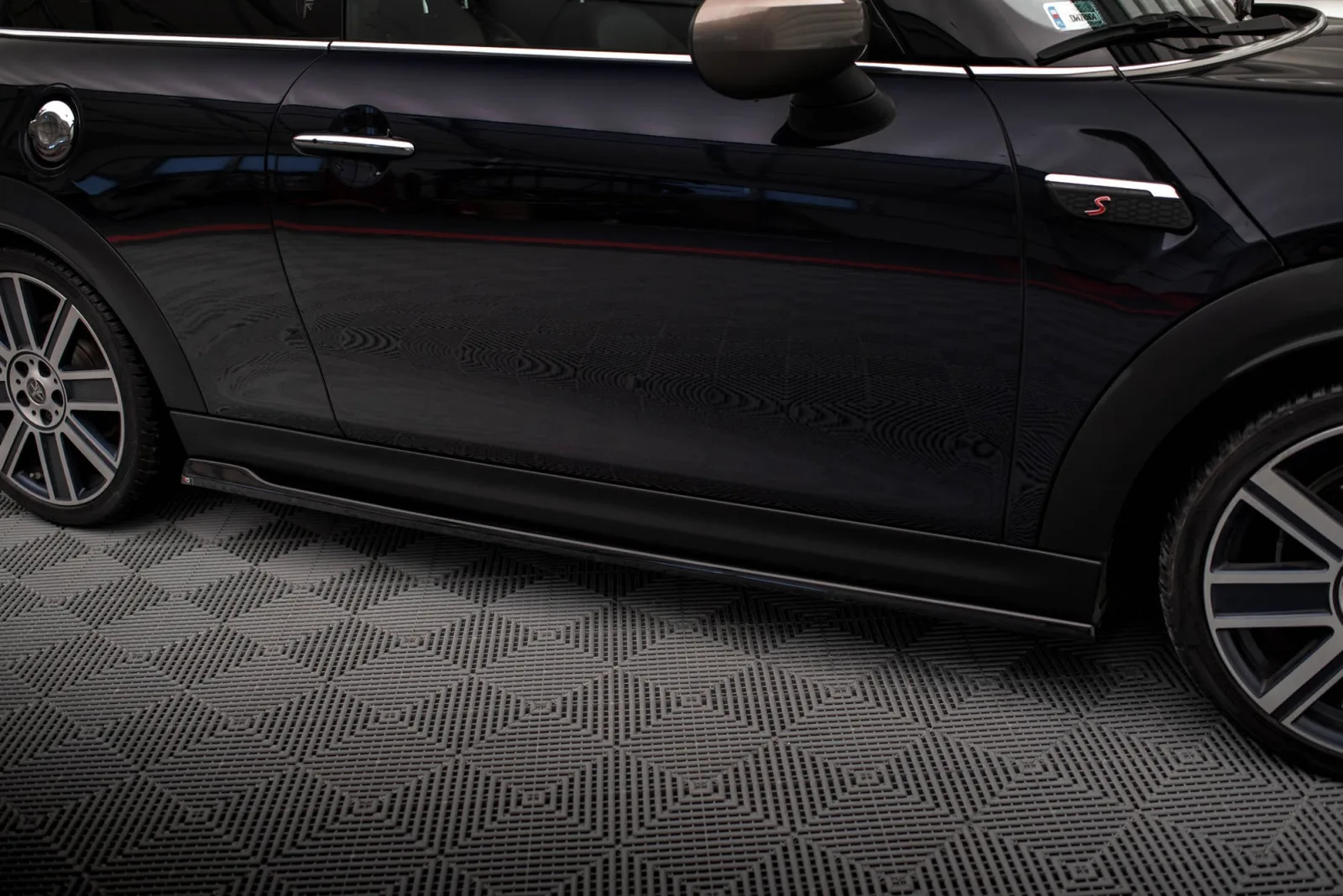 Side Skirts Diffusers compatible with Mini Cooper S F56 Facelift