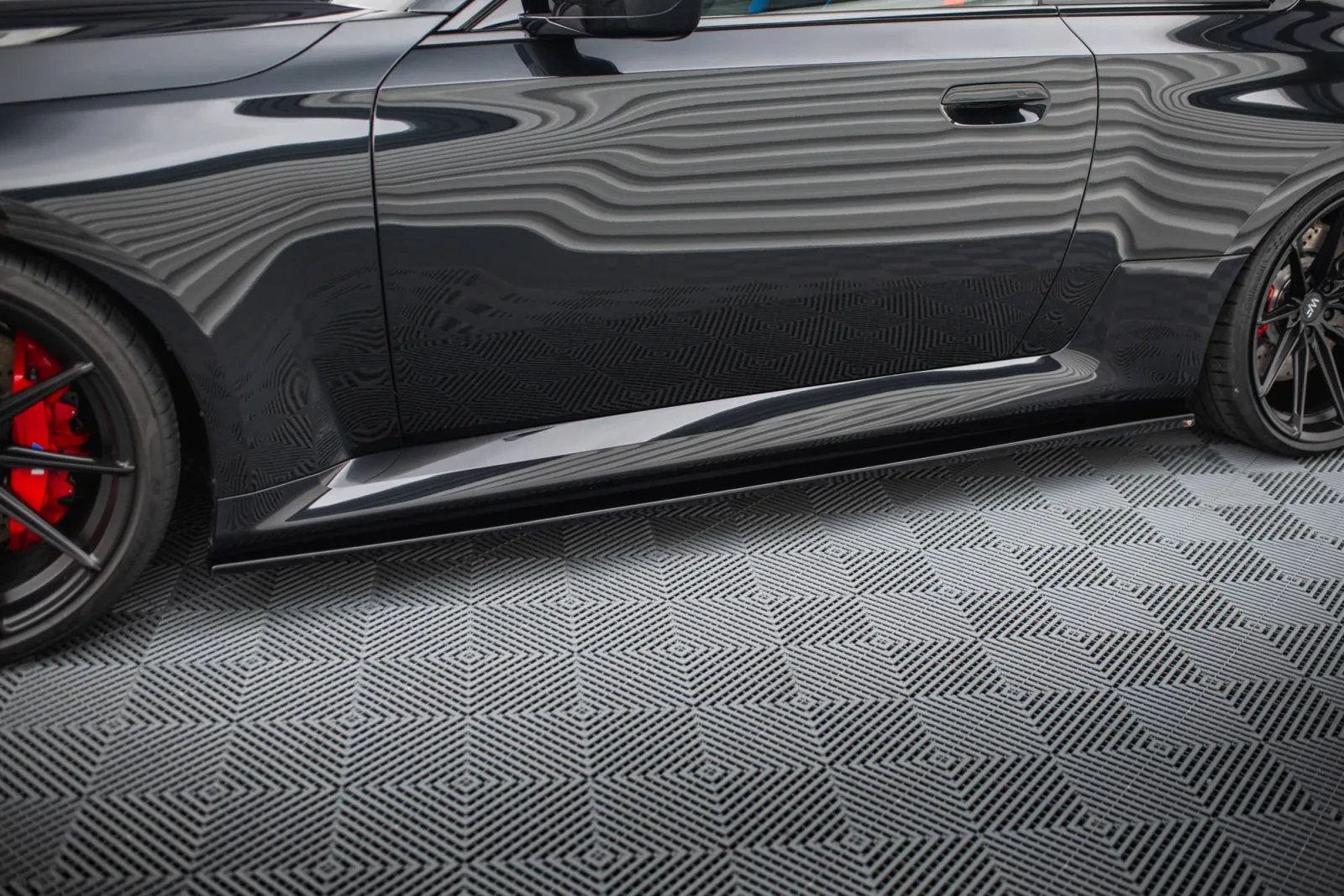 Side Skirts Diffusers V.3 compatible with BMW M2 G87