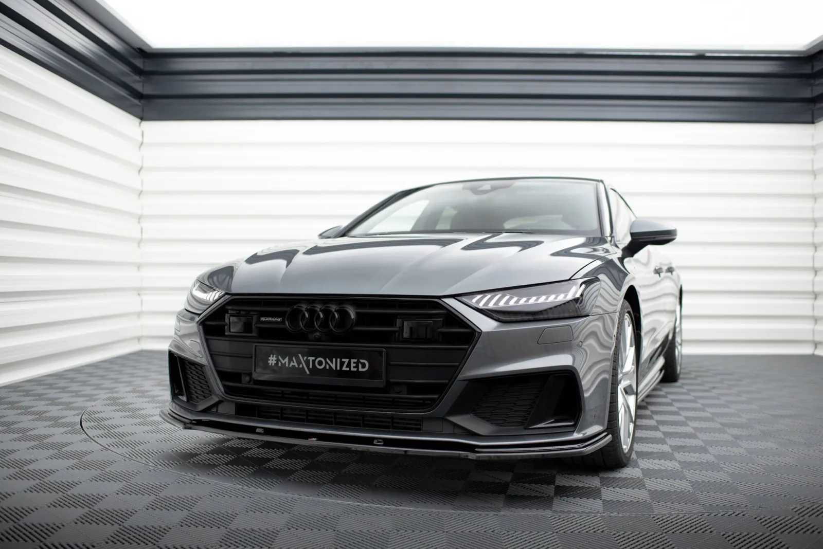 Front Splitter V.2 compatible with Audi A7 S-Line C8 / S7 C8 / C8 Facelift / S7 Facelift