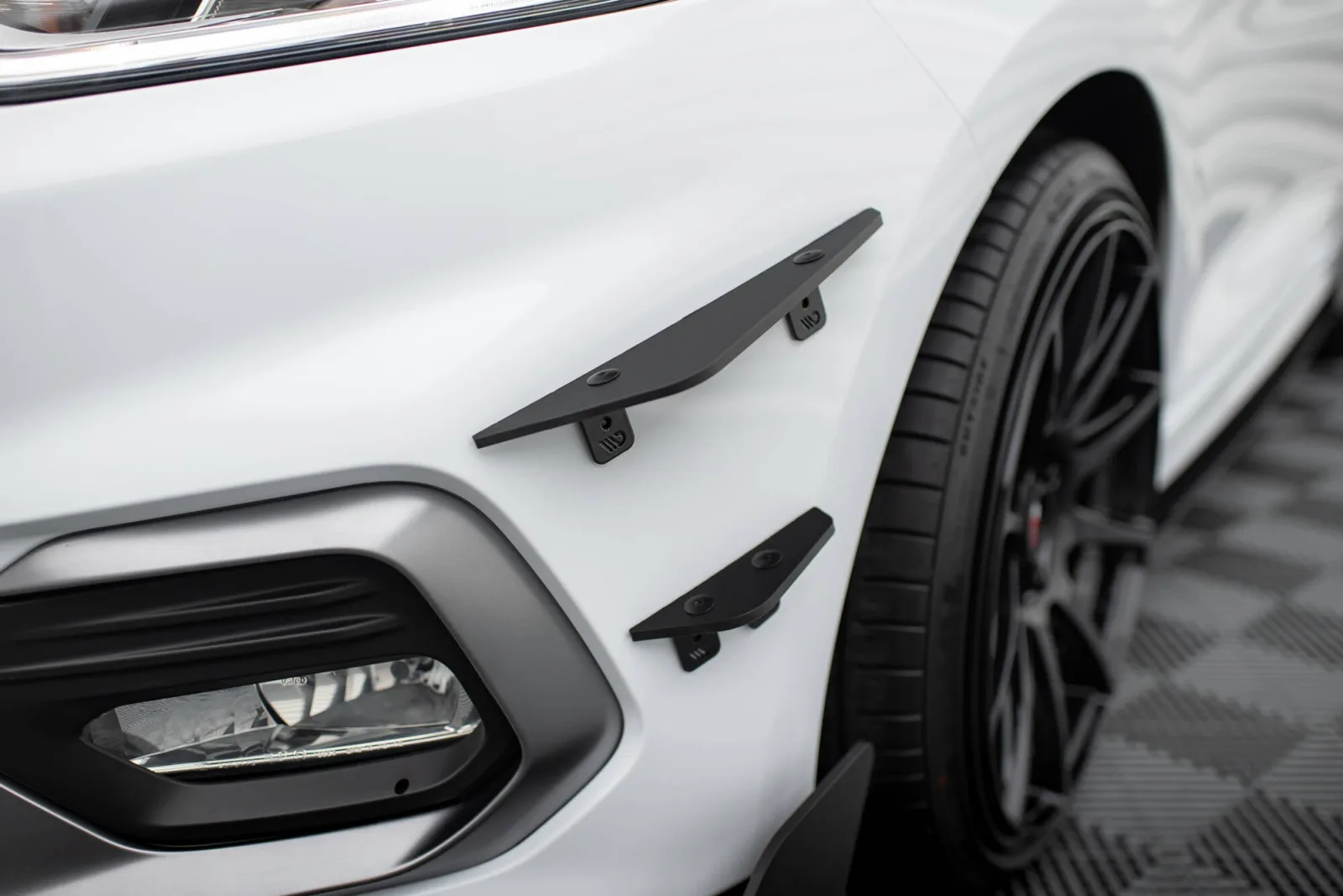 Canards (Front Canardsgo Bumper) compatible with Ford Fiesta Mk8 ST/ ST-Line