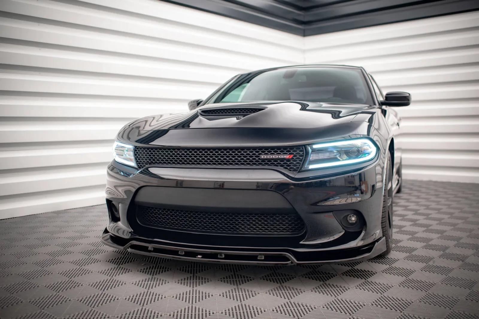 Front Splitter V.1 compatible with Dodge Charger SRT Mk7 Facelift