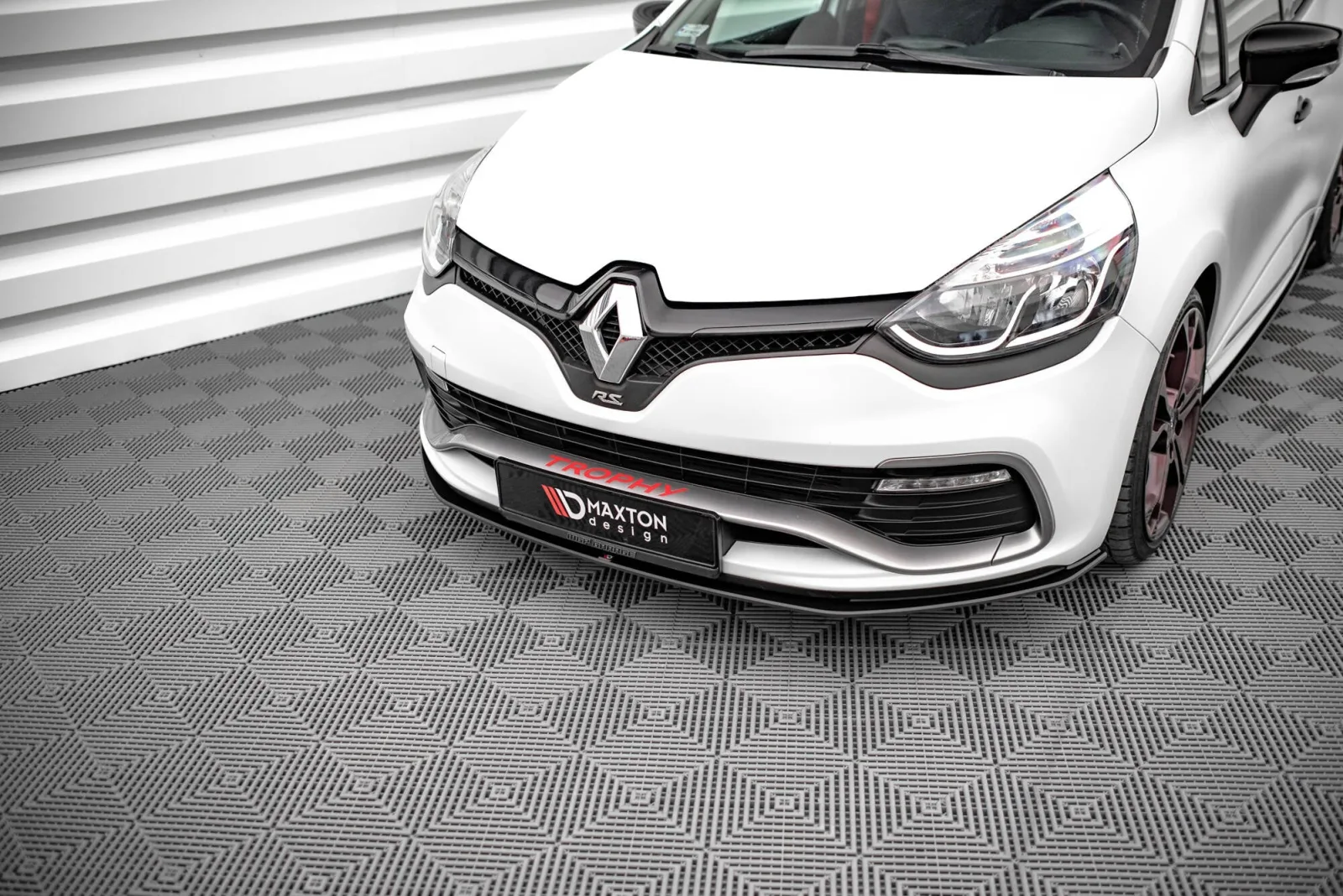 Front Splitter Street Pro compatible with Renault Clio RS Mk4
