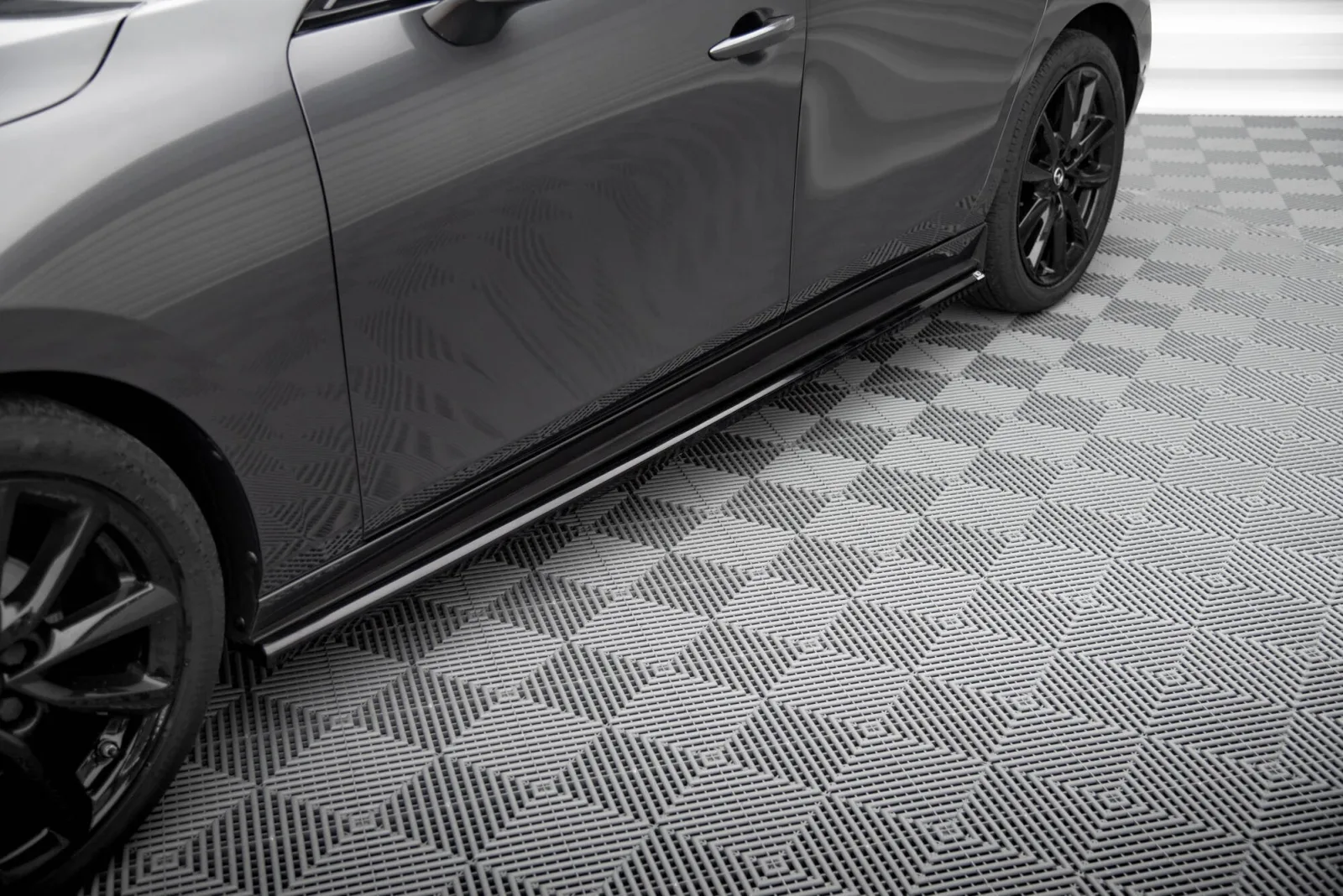 Side Skirts Diffusers compatible with Mazda 3 Mk4