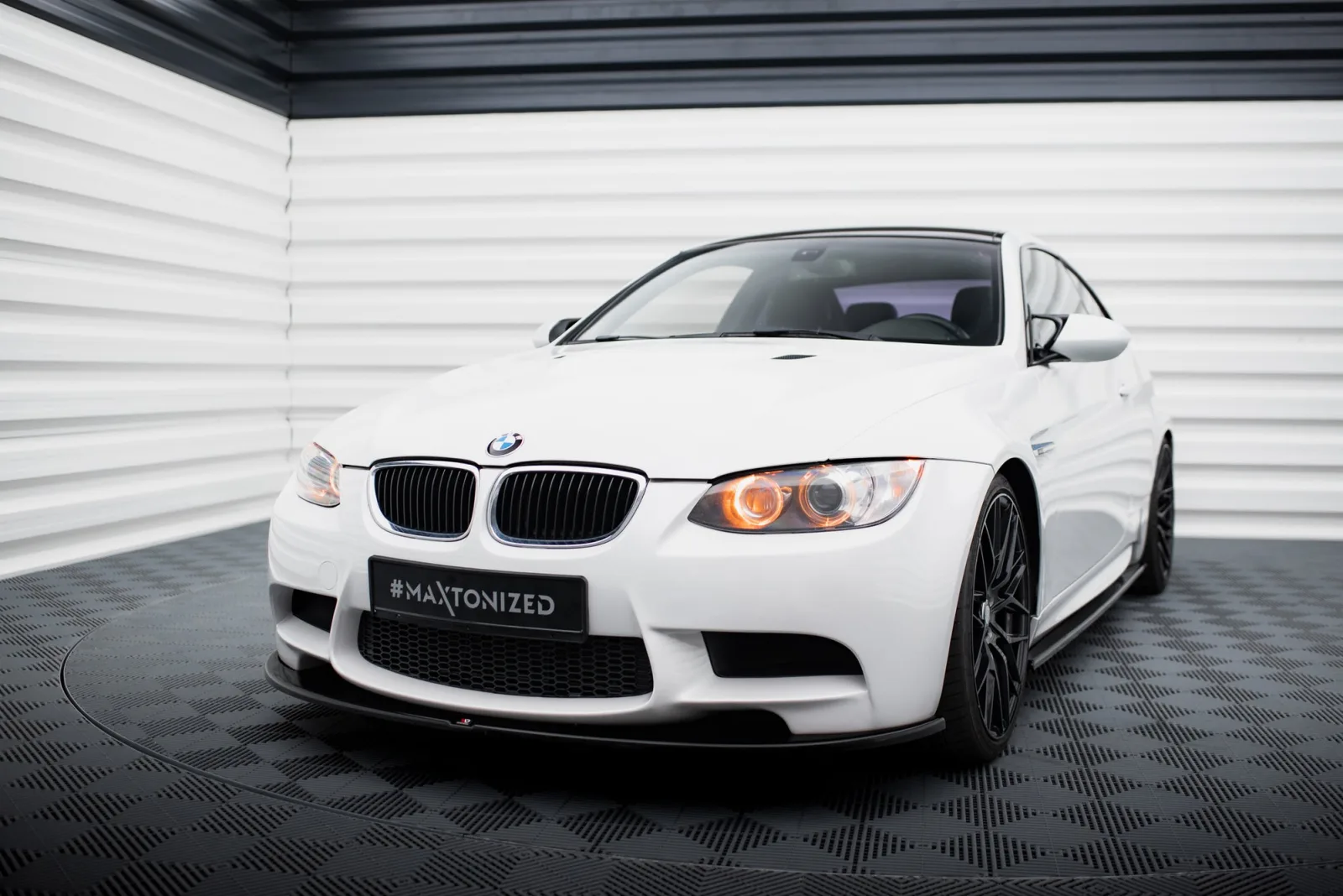 Front Splitter compatible with BMW M3 E92 / E93