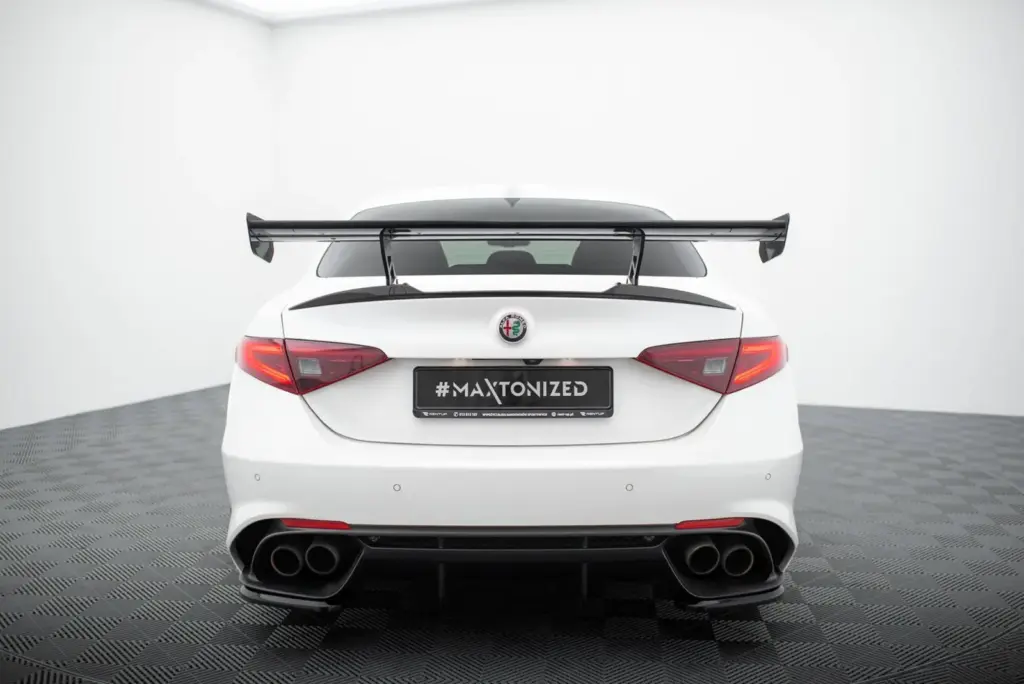 Carbon Spoiler compatible with Alfa Romeo Giulia Quadrifoglio