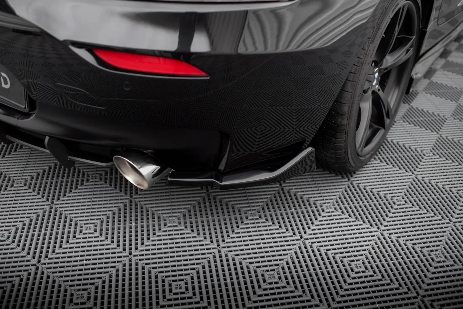 Rear Side Splitters compatible with BMW Z4 M-Pack E89 Facelift