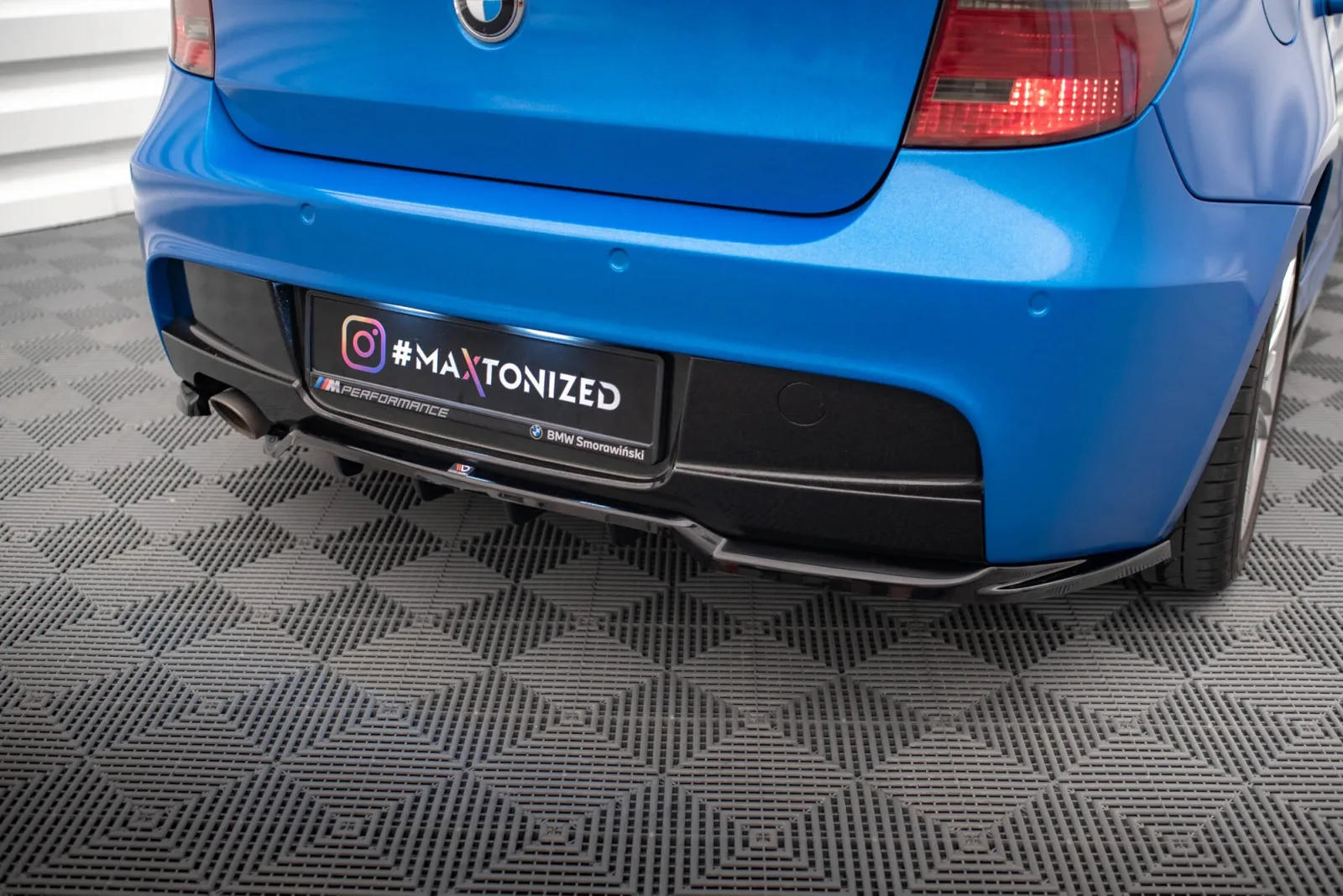 Rear Splitter (With Diffuser) compatible with BMW 1 M-Pack E87 Facelift