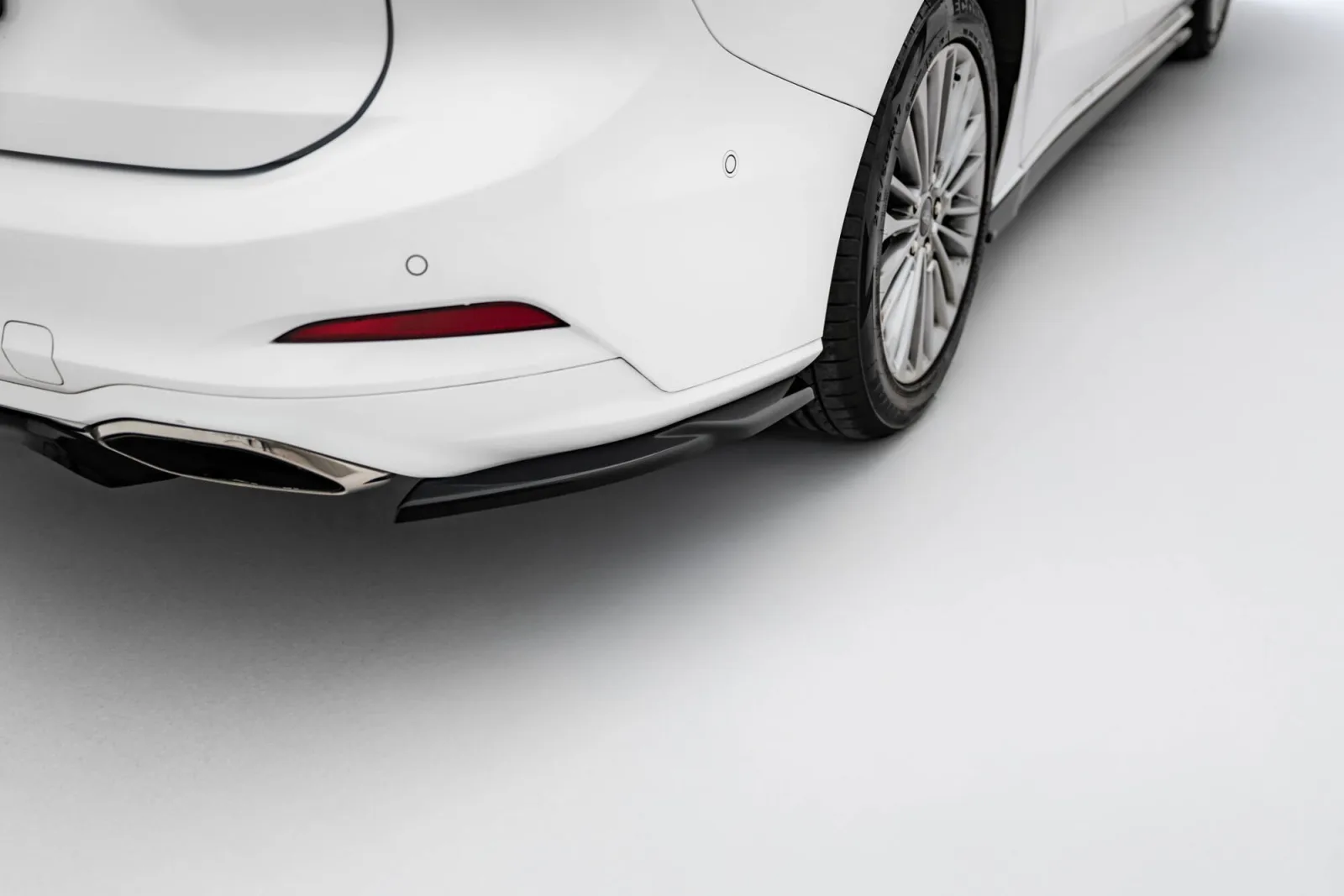 Rear Side Splitters compatible with Ford Focus Vignale Estate Mk4