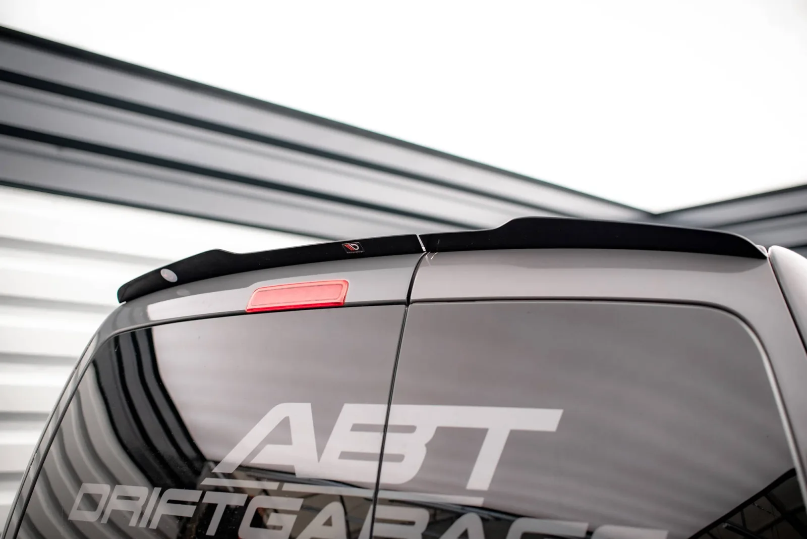 Spoiler Cap compatible with Volkswagen Caddy Mk3 Facelift