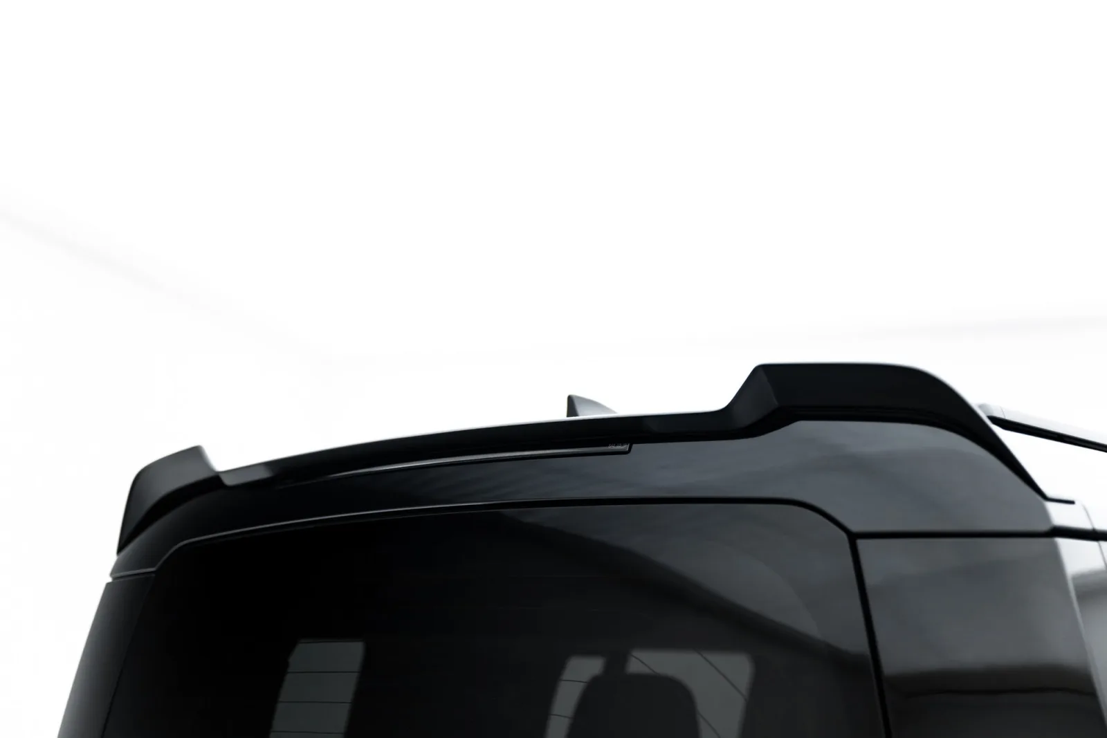 Spoiler Cap compatible with Land Rover Defender Mk4