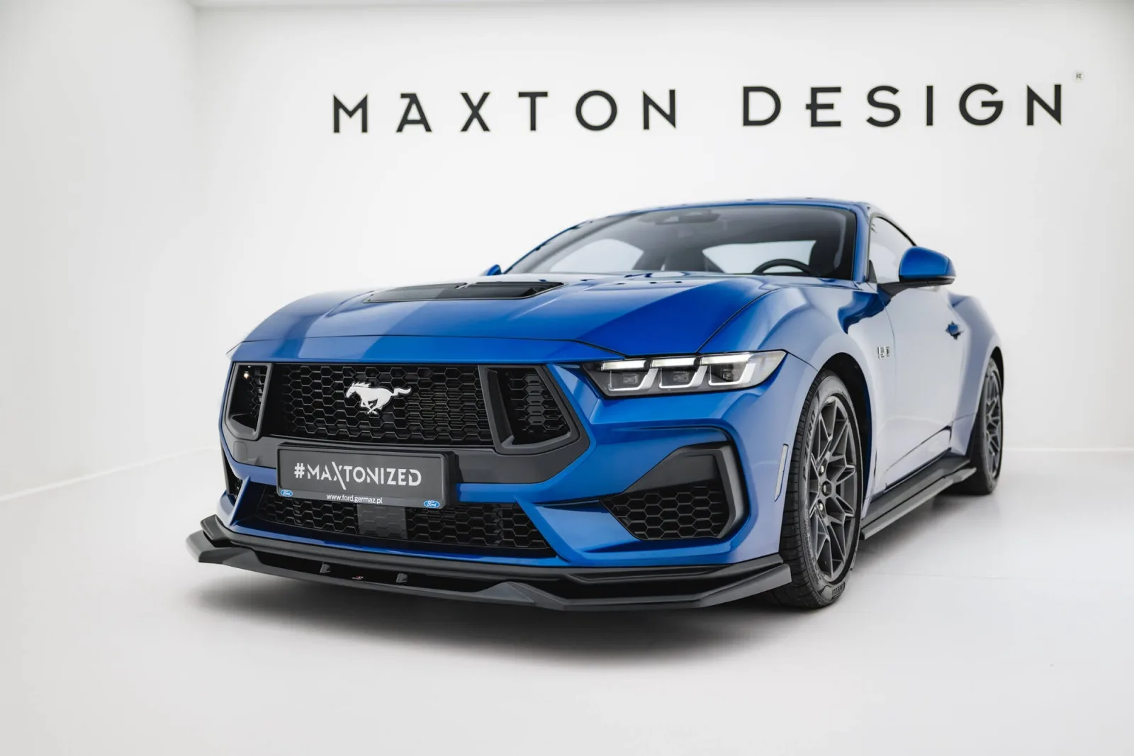 Front Splitter V.2 compatible with Ford Mustang GT Mk7