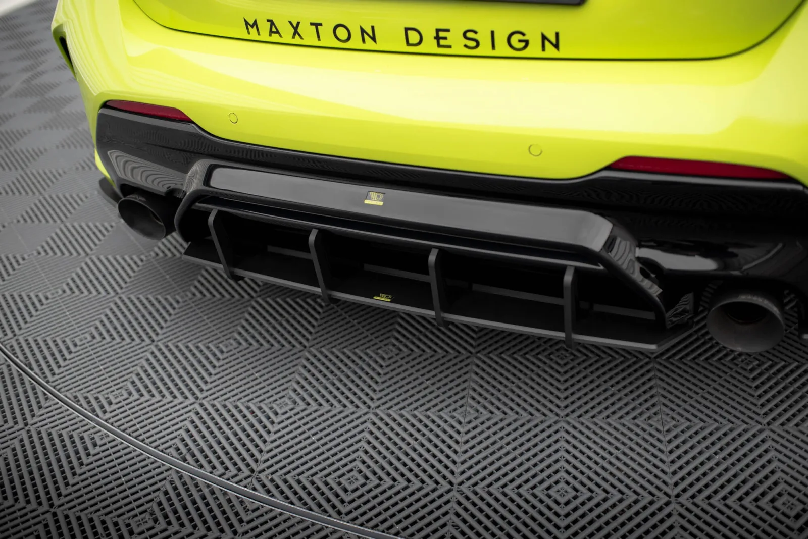 Rear Diffuser Street Pro V.2 compatible with BMW 1 F40 M-Pack / M135i